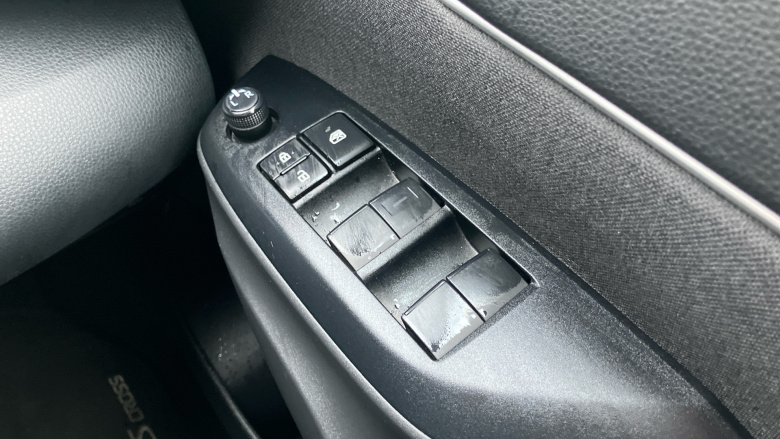 Toyota Yaris Cross 1.5 Hybrid Icon 5dr CVT Hybrid Estate